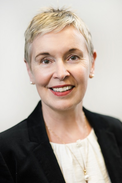 Rachel Webber headshot