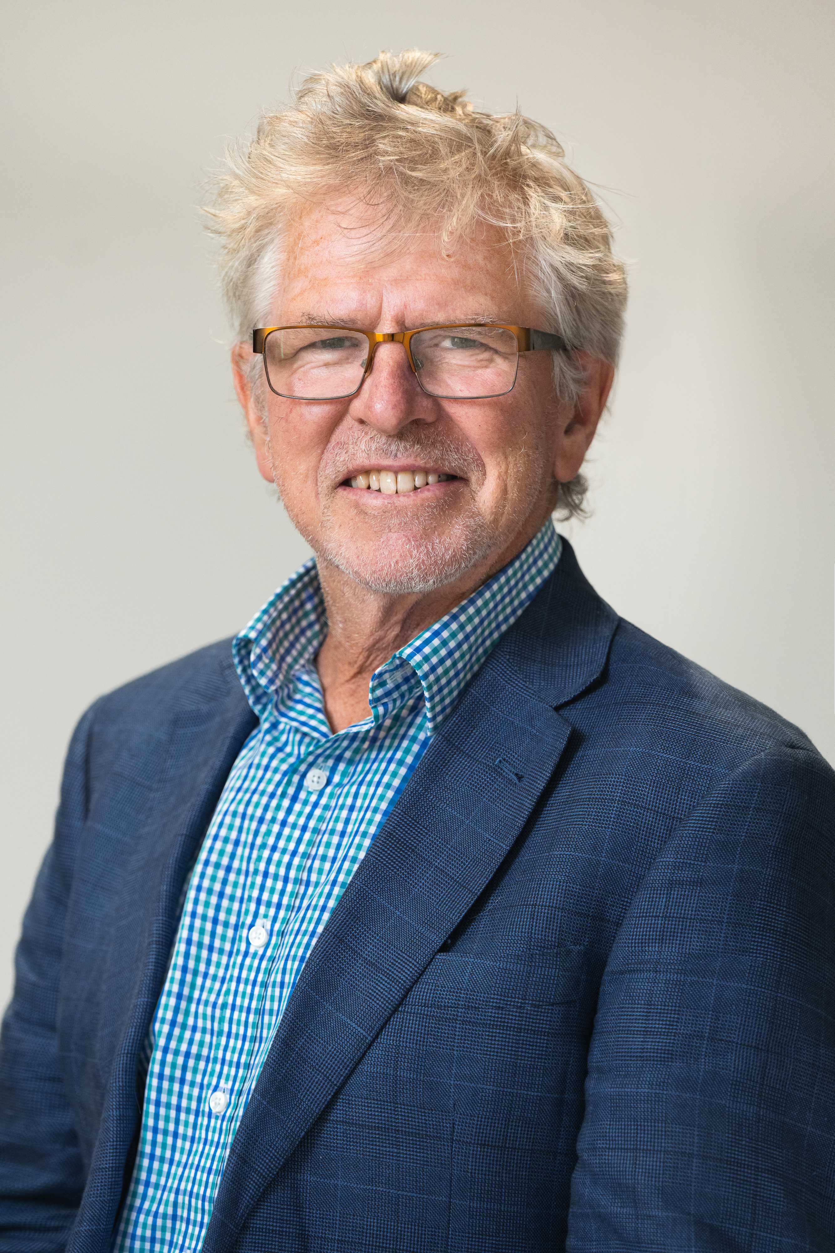 Peter Martin headshot